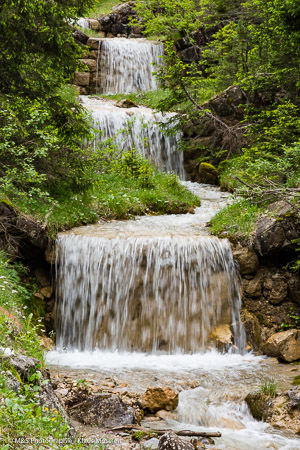 Wasserfallkaskaden aufgenommen oberhalb der Zanser Alm (Südtirol) - Waterfall cascades photographed above the Zanser Alm (South Tyrol)